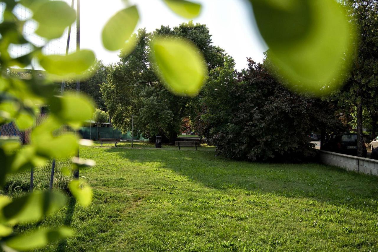 Casa Zoe Apartment Free Parking,Self Check In & Free Wi Fi Parma Buitenkant foto