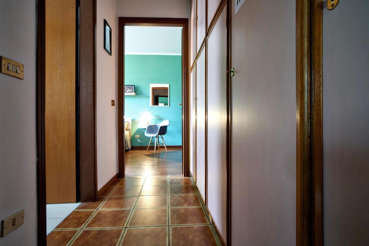 Casa Zoe Apartment Free Parking,Self Check In & Free Wi Fi Parma Buitenkant foto