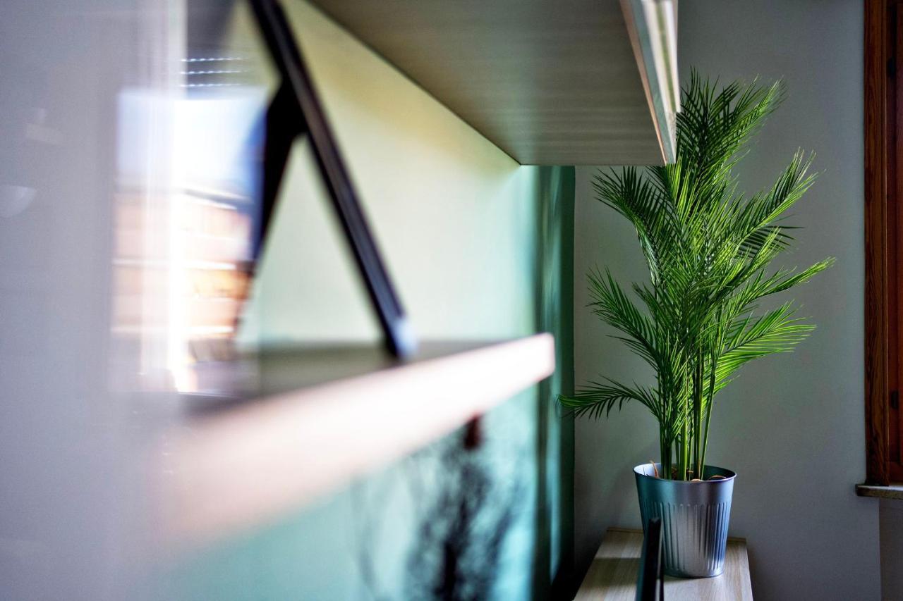 Casa Zoe Apartment Free Parking,Self Check In & Free Wi Fi Parma Buitenkant foto
