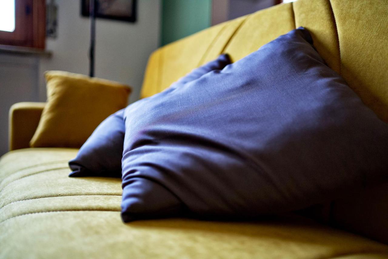 Casa Zoe Apartment Free Parking,Self Check In & Free Wi Fi Parma Buitenkant foto